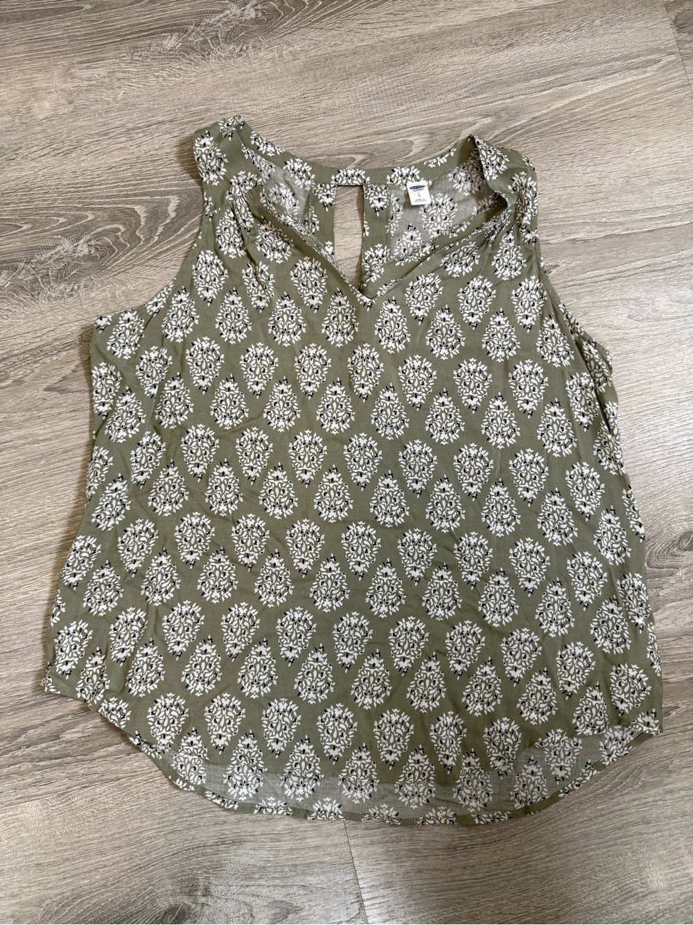 Old Navy Olive Green Printed Sleeveless V-Neck Tank